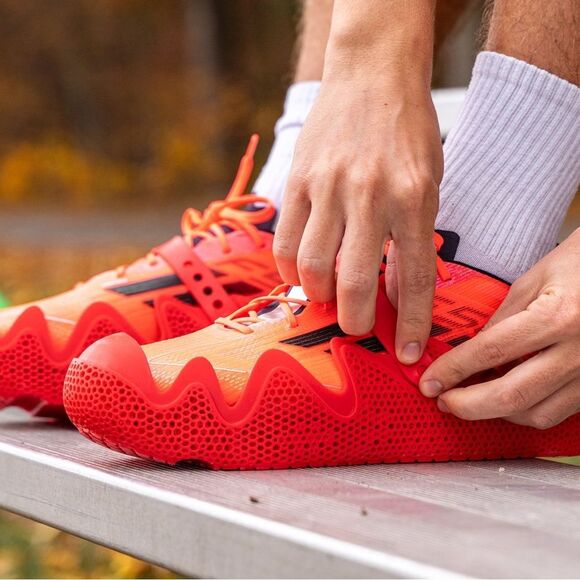 Tidal 3D Elite a cleat guard Size 9.5 INCHES in ember Red New with tags - Picture 4 of 16